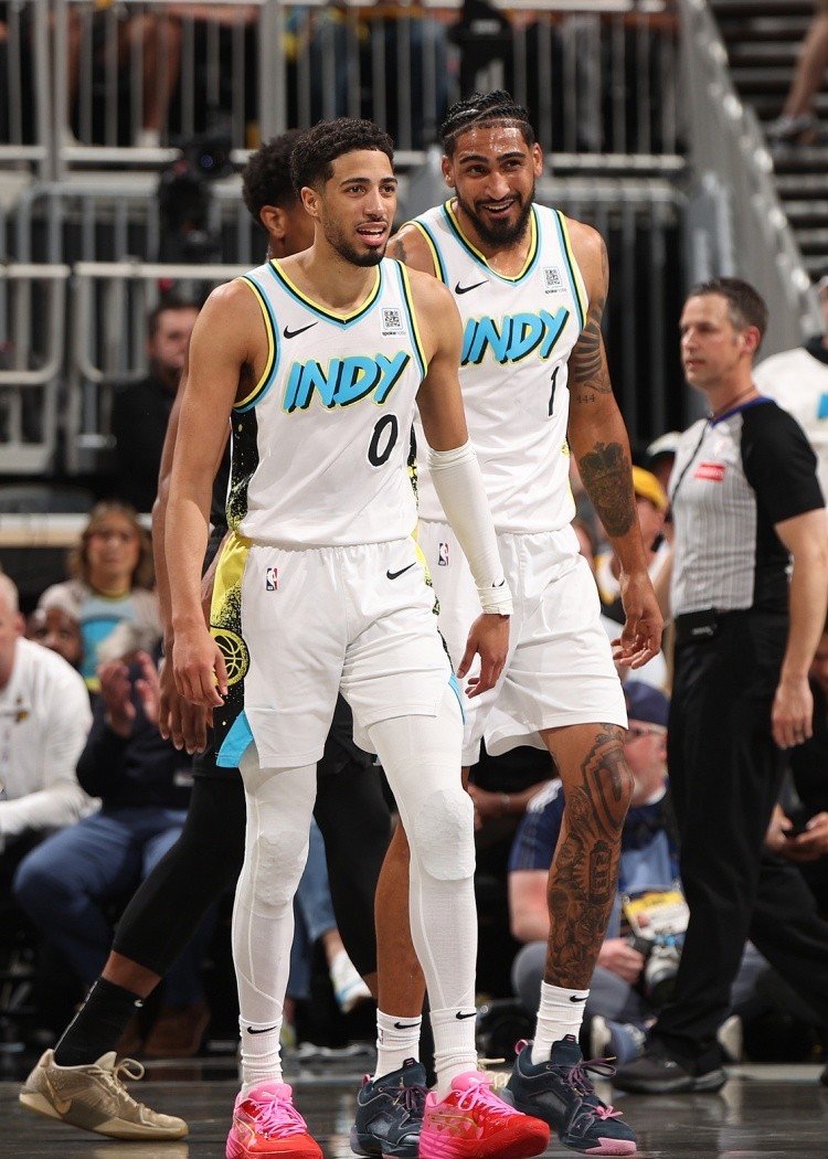 BTi体育-关于步行者队年轻核心崛起球队希望重返季后赛的信息