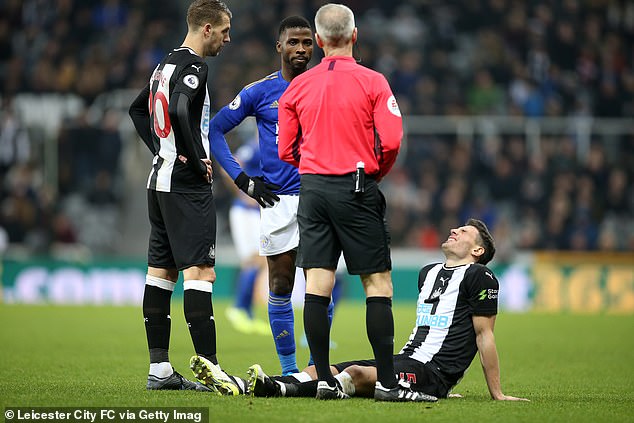 BTi体育-两名球员受伤离场，新奥尔良鹈鹕主教练担心的简单介绍